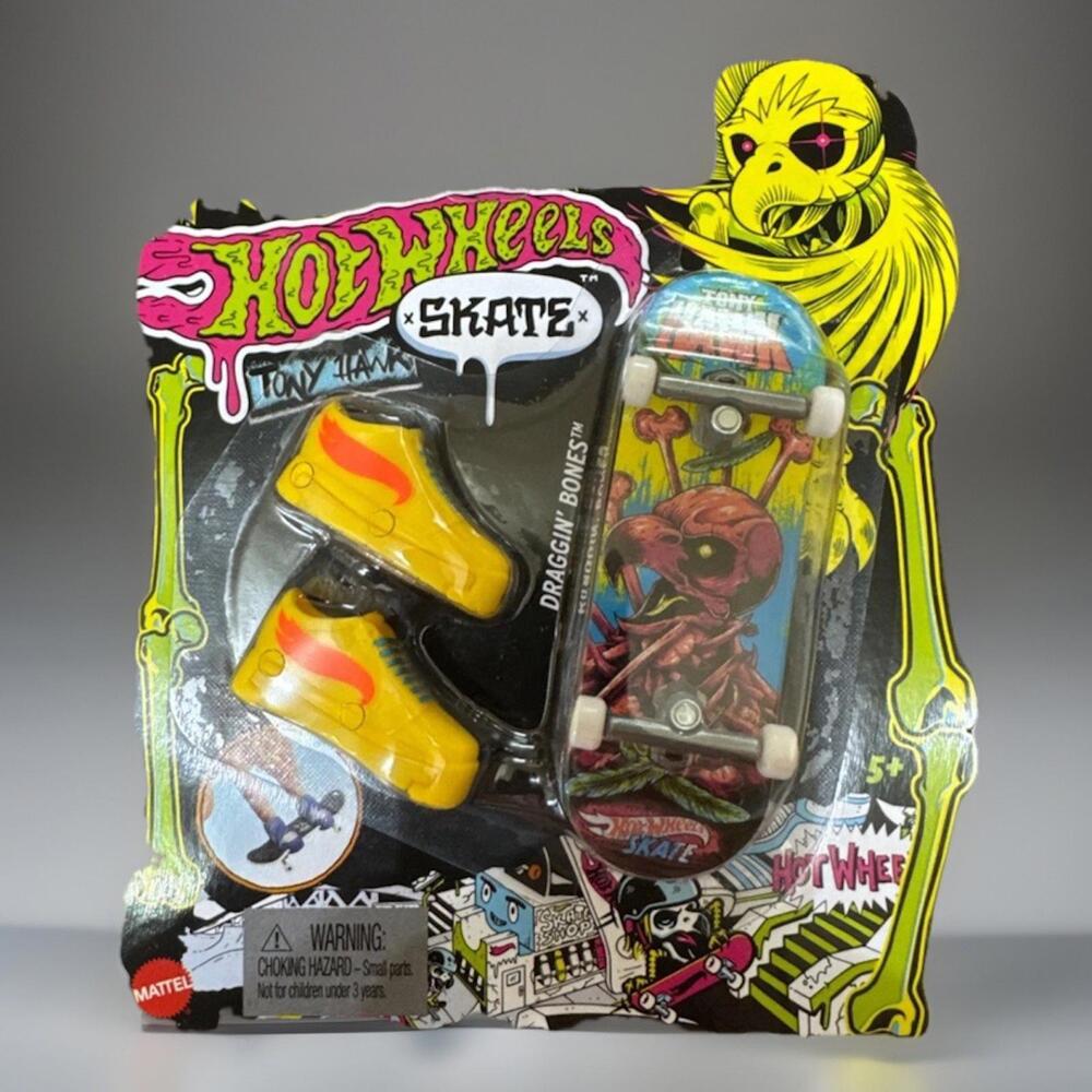 Hot Wheels Tony Hawk  Fingerboard & Shoes (Dragon Bones)
